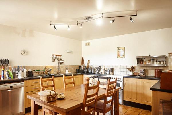 Propriété d'exception entre Mazamet et Carcassonne - Havre de paix au coeur de la Montagne Noire