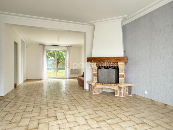 Vente Maison135 m² - 7 Pièces - LAVAL (53000)