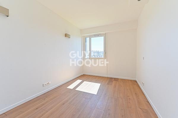 BOIS DE VINCENNES / VUE DEGAGEE / SUD-OUEST/ REFAIT A NEUF