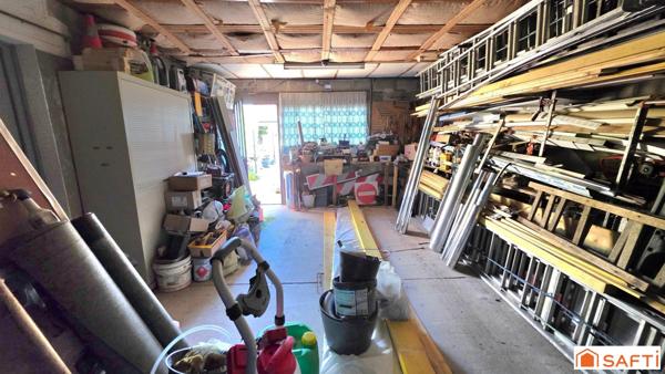 Agréable maison avec jardin et 2 garages