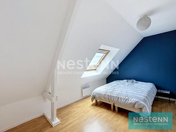 Maison à vendre bourg de Pommeret - Maison de 2008 dans le bourg de Pommeret, profitant de trois chambres , un jardin, un garage et d'espaces agréables  !