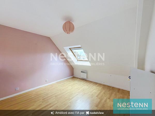 Maison à vendre bourg de Pommeret - Maison de 2008 dans le bourg de Pommeret, profitant de trois chambres , un jardin, un garage et d'espaces agréables  !
