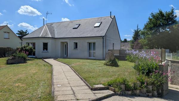 Maison à vendre 5 pièces CHATEAUNEUF SUR LOIRE (45)