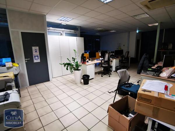 Local professionnel à vendre 2414m² Firminy (42700)