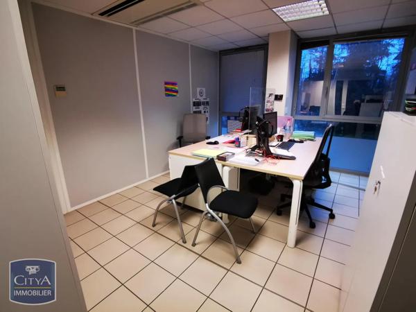 Local professionnel à vendre 2414m² Firminy (42700)