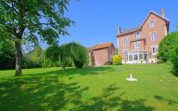 Maison à vendre    9 pièces •  Ressons-sur-Matz