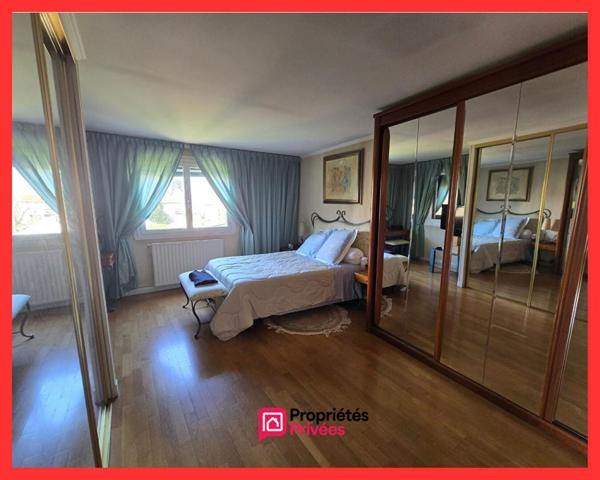 93190 LIVRY-GARGAN - Maison 6 pieces 138.67 m² - 4 chambres - 1 Bureau - Jardin - Double Garage