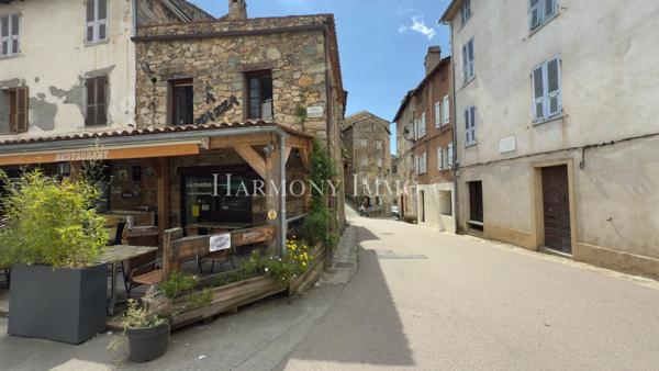 Appartement refait à neuf dans maison de caractère en Corse du Sud