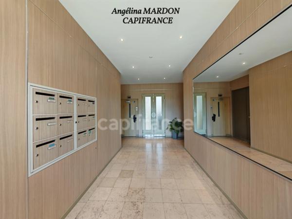 Appartement T3 de 80 m2 + Parking privé, le HAVRE CENTRE VILLE sur le secteur " SQUARE SAINT ROCH/PLAGE/AVENUE FOCH"