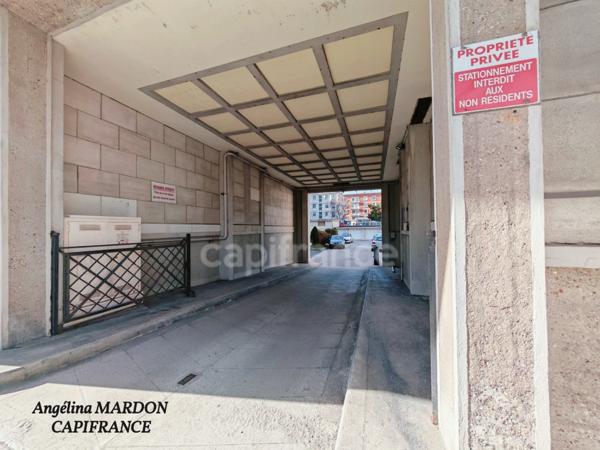 Appartement T3 de 80 m2 + Parking privé, le HAVRE CENTRE VILLE sur le secteur " SQUARE SAINT ROCH/PLAGE/AVENUE FOCH"