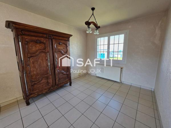 Maison individuelle, 4 pièces avec sous-sol complet et jardin arboré