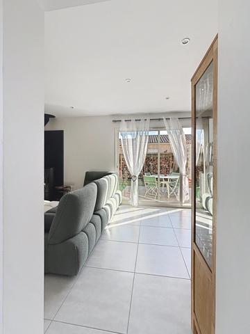 Maison récente de 2017 – 127 m² habitables avec garage et atelier