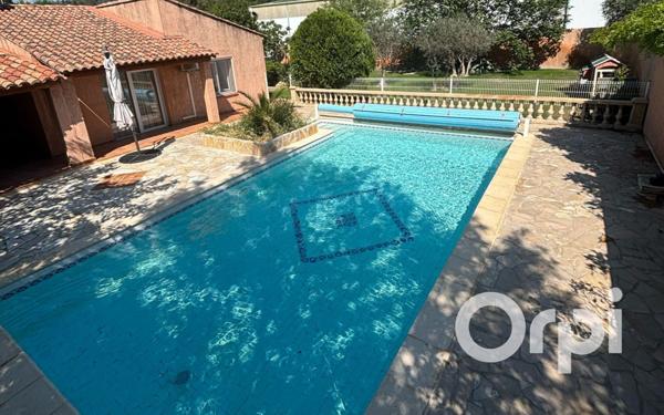 Maison à vendre    5 pièces •  Eyguières