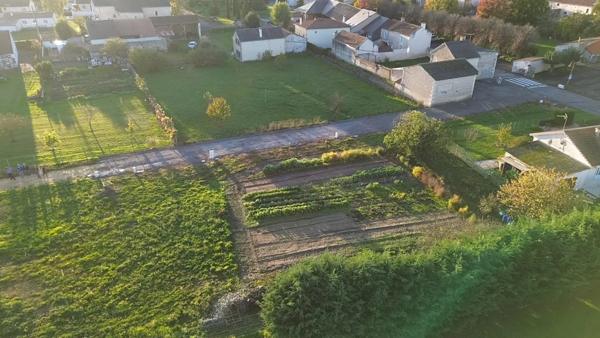 Terrain viabilisé VARENNES (86)