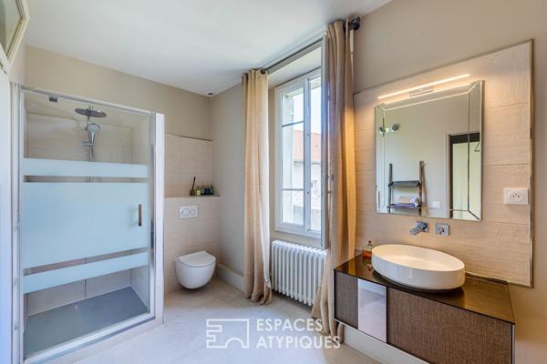 Maison de charme avec ses dépendances à Chavenay