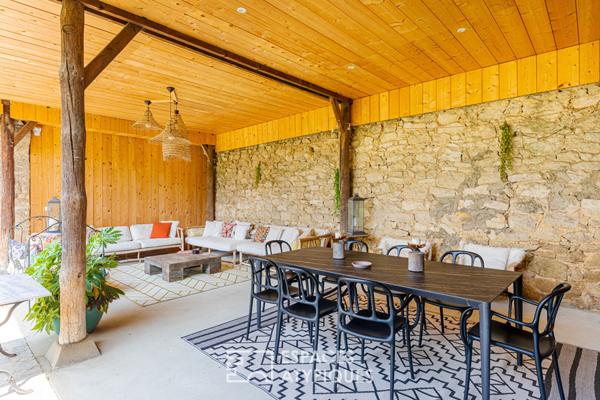 Maison de charme avec ses dépendances à Chavenay