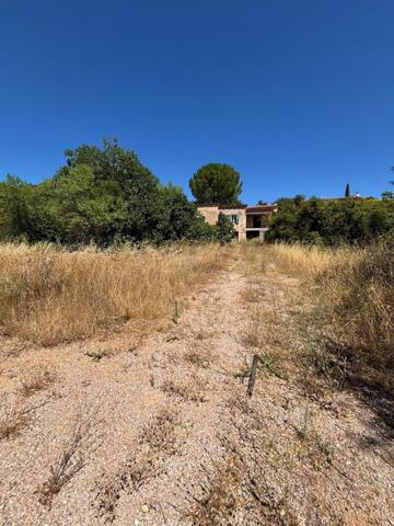 Bastide de caractère à rénover et exploiter