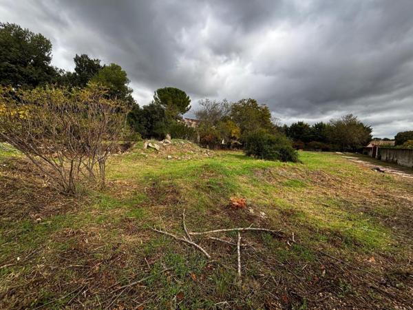 Bastide de caractère à rénover et exploiter