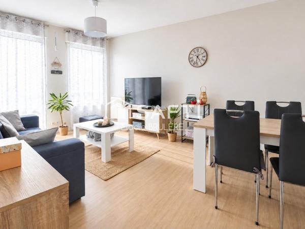 BEL APPARTEMENT F2 REFAIT A NEUF DANS RESIDENCE SECURISEE AVEC ASCENSEUR