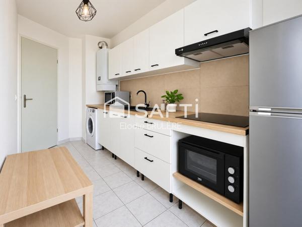 BEL APPARTEMENT F2 REFAIT A NEUF DANS RESIDENCE SECURISEE AVEC ASCENSEUR