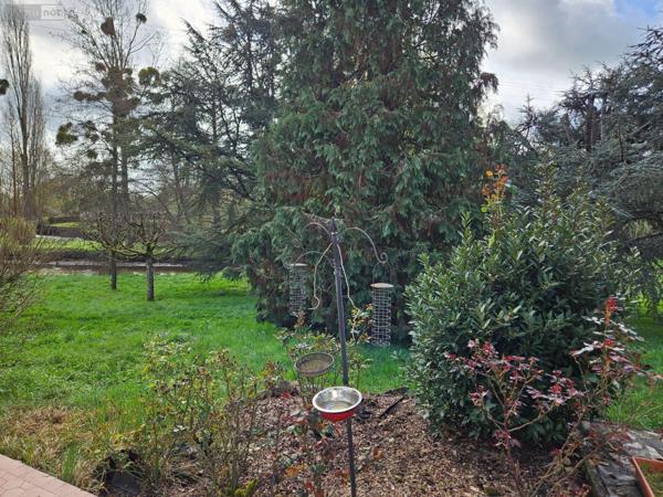 Maison à vendre à Saint-Amand-Montrond dans le Cher (18200), ref : 26071