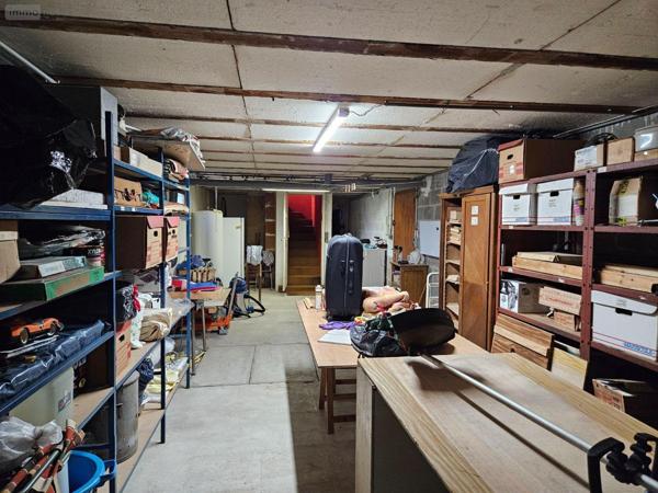 Maison à vendre à Saint-Amand-Montrond dans le Cher (18200), ref : 26071