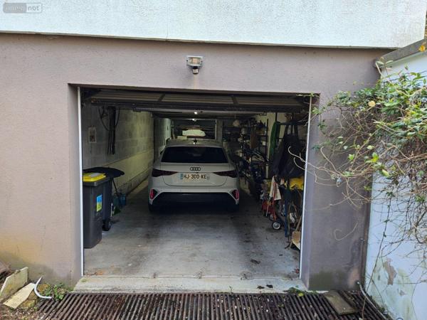 Maison à vendre à Saint-Amand-Montrond dans le Cher (18200), ref : 26071