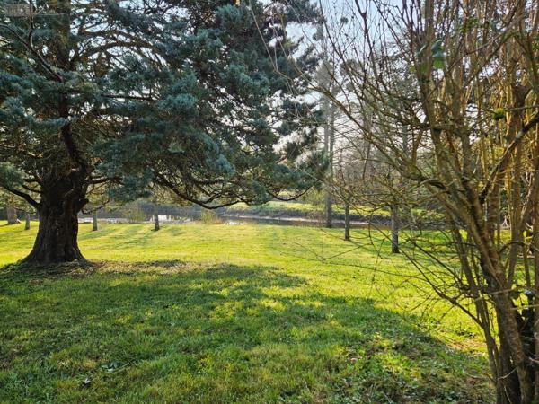 Maison à vendre à Saint-Amand-Montrond dans le Cher (18200), ref : 26071