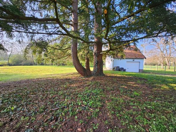 Maison à vendre à Saint-Amand-Montrond dans le Cher (18200), ref : 26071