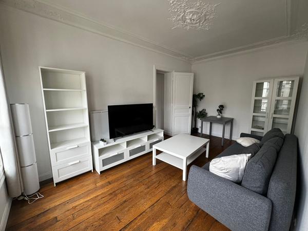 Appartement Paris 2 pièce(s) 50 m2