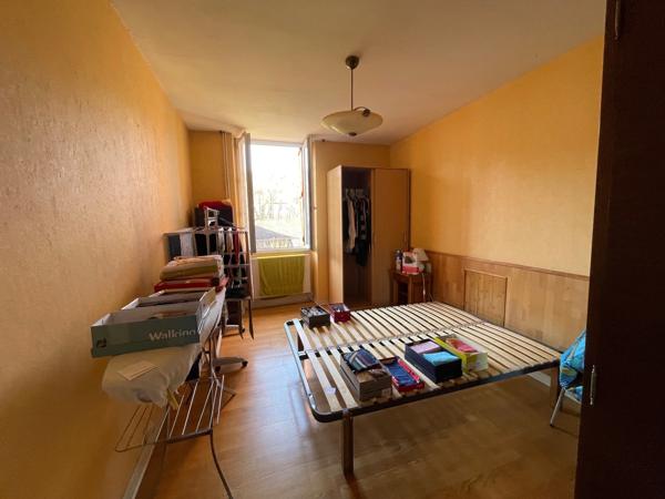 IMMEUBLE DE RAPPORT 240 M2