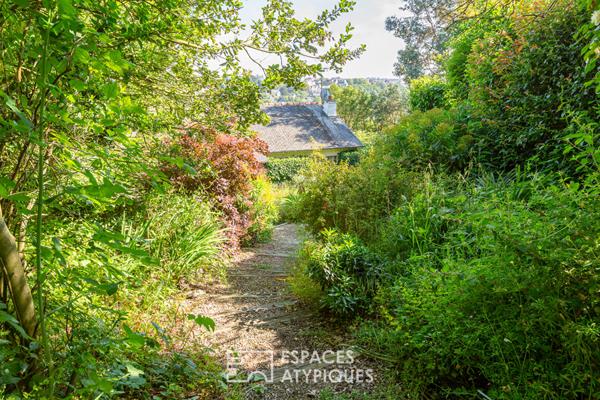 Maison avec son grand parc paysagé