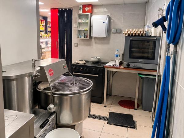Fonds De Commerce à CORBEIL-ESSONNES, 91100 - 4 pièces 112m²
