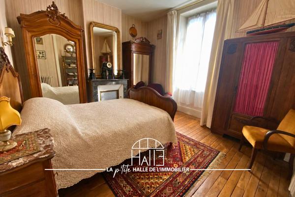 Maison
         8 pièces
        - 178 m² 275 000 € *