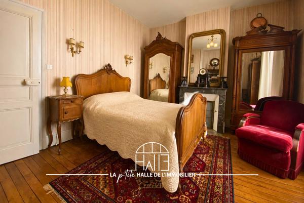 Maison
         8 pièces
        - 178 m² 275 000 € *