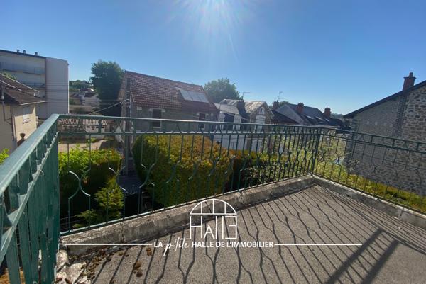 Maison
         8 pièces
        - 178 m² 275 000 € *