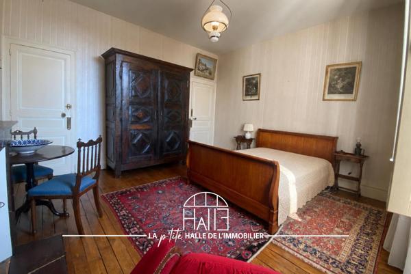 Maison
         8 pièces
        - 178 m² 275 000 € *