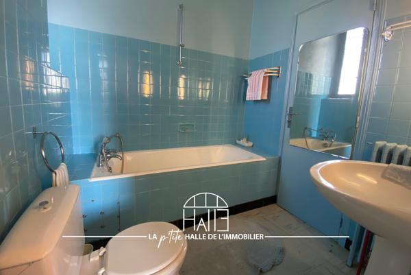Maison
         8 pièces
        - 178 m² 275 000 € *