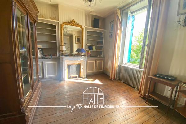 Maison
         8 pièces
        - 178 m² 275 000 € *