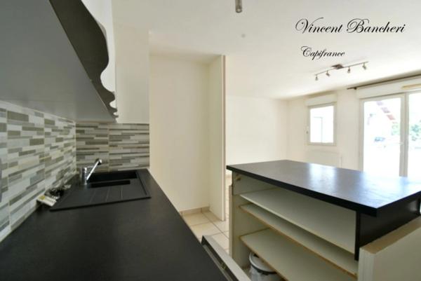 Appartement meublé à louer 3 pièces ANNEMASSE (74) avec balcon, parking privatif et piscine