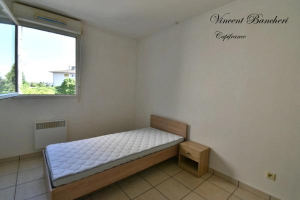 Appartement meublé à louer 3 pièces ANNEMASSE (74) avec balcon, parking privatif et piscine