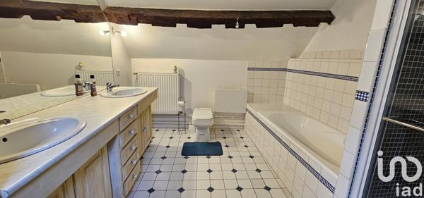 Maison 9 pièces de 157 m² à Mouy (60250)