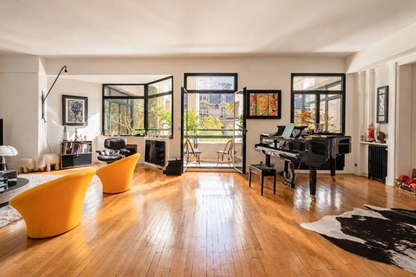 Appartement Paris 6 e - SÈVRES-BABYLONE