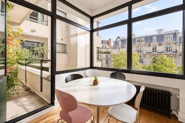 Appartement Paris 6 e - SÈVRES-BABYLONE