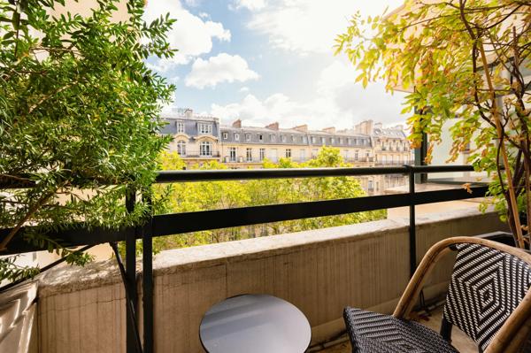 Appartement Paris 6 e - SÈVRES-BABYLONE