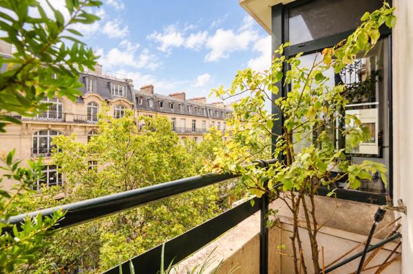 Appartement Paris 6 e - SÈVRES-BABYLONE