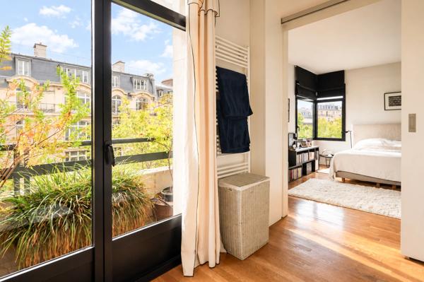Appartement Paris 6 e - SÈVRES-BABYLONE