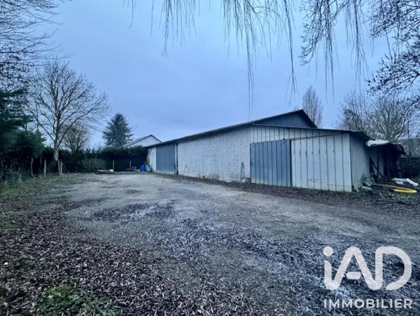Maison à vendre 1 pièce 300 m² Vernantes