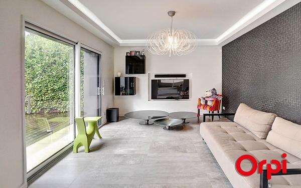 Maison à vendre    4 pièces • 127 m2 Cailloux-sur-Fontaines