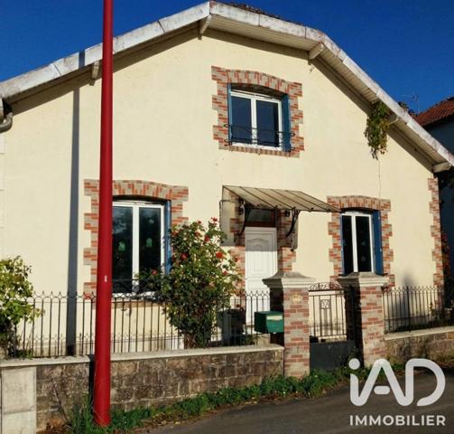 Maison à vendre 6 pièces 115 m² Saint-Victurnien